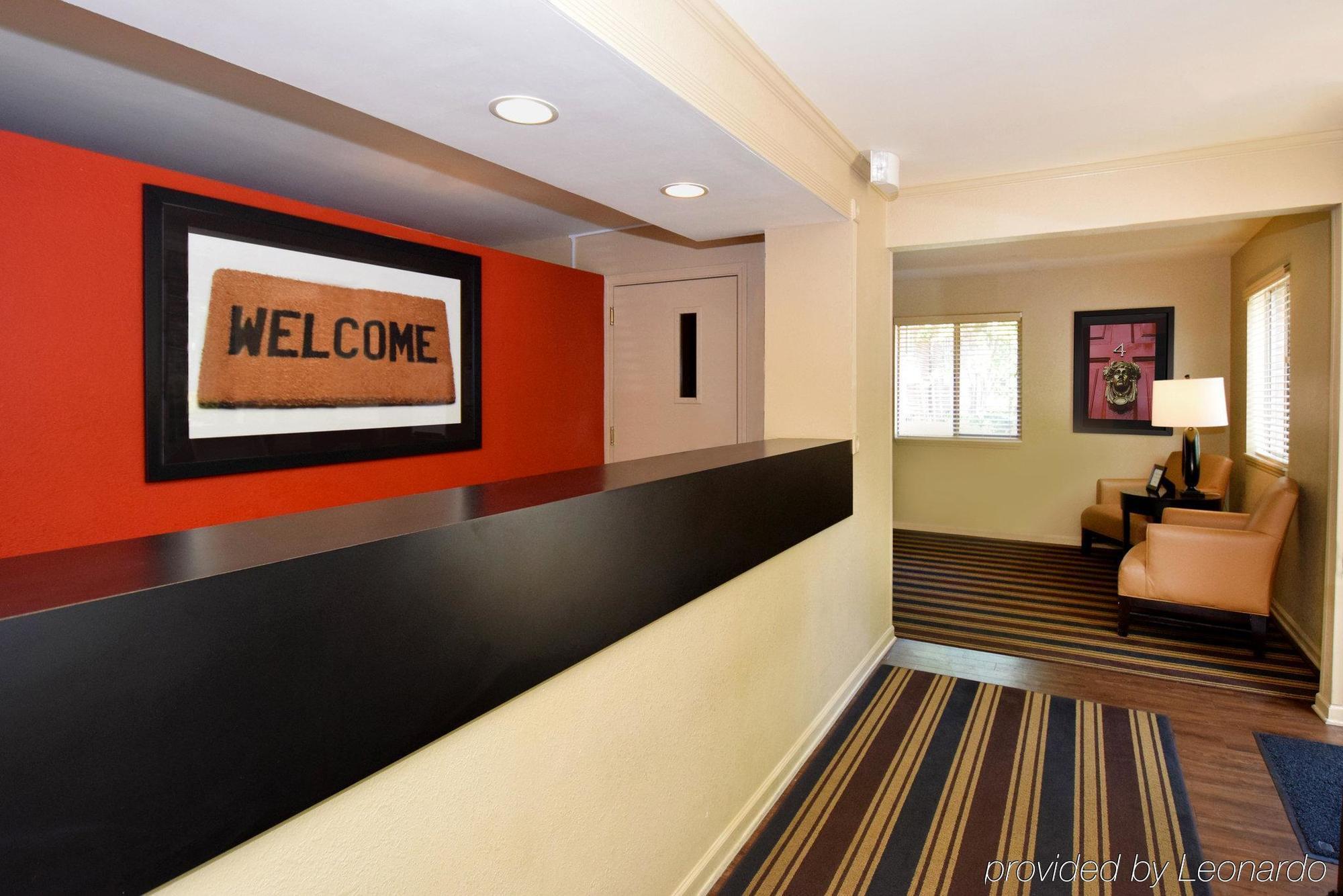 Suburban Studios Copley Akron West Extérieur photo