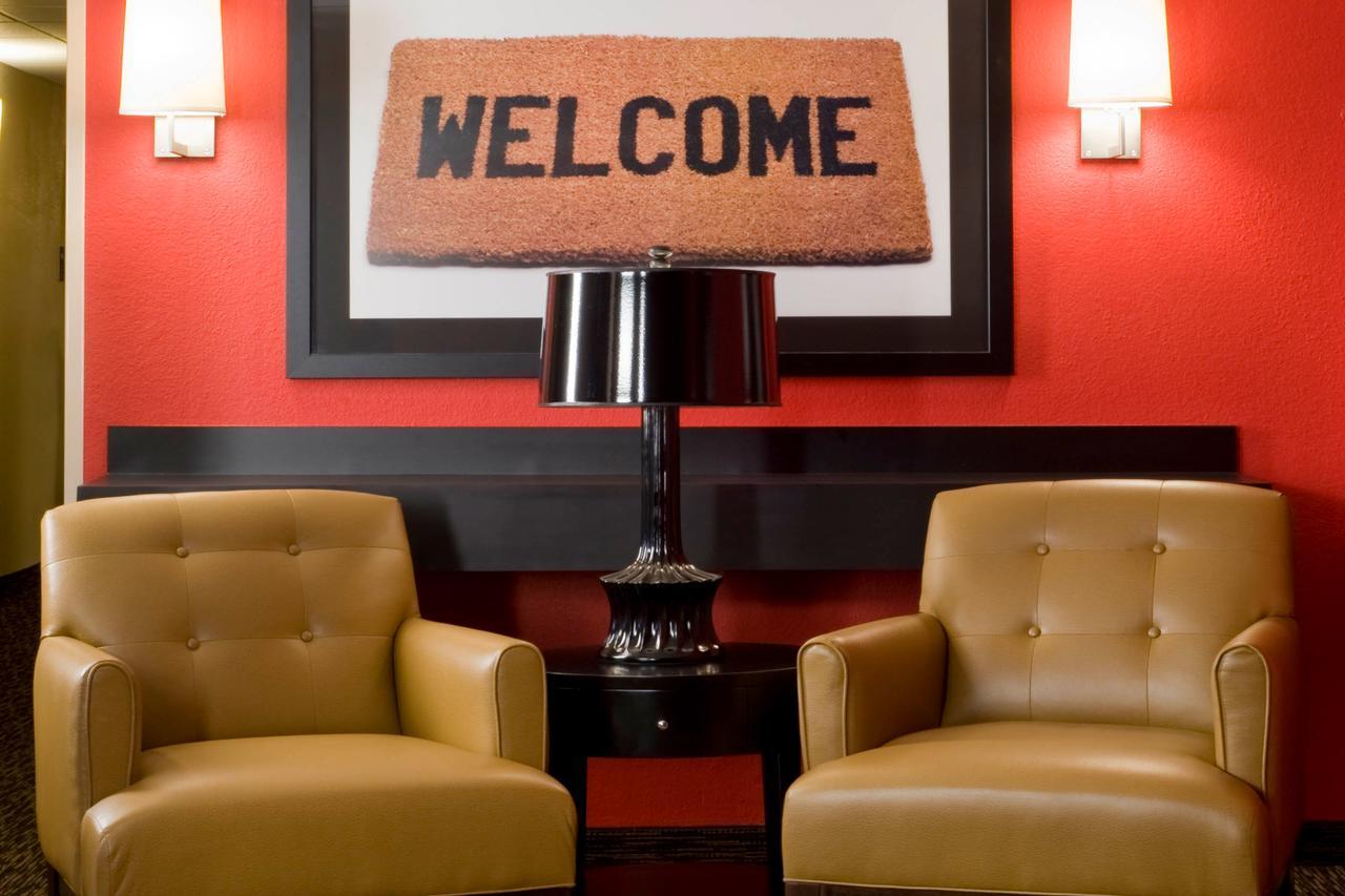 Suburban Studios Copley Akron West Extérieur photo